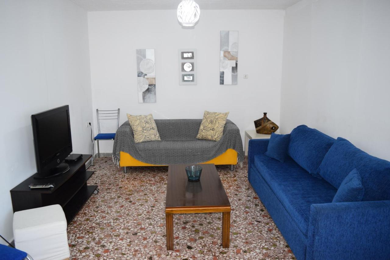 Venetsanou Ketsea 77 Apartment Kalamata Bagian luar foto