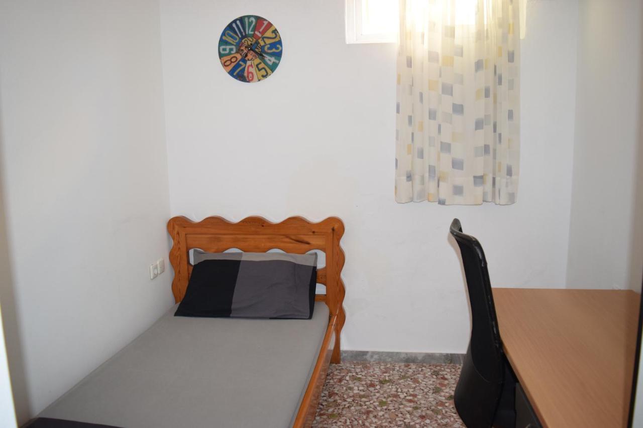 Venetsanou Ketsea 77 Apartment Kalamata Bagian luar foto